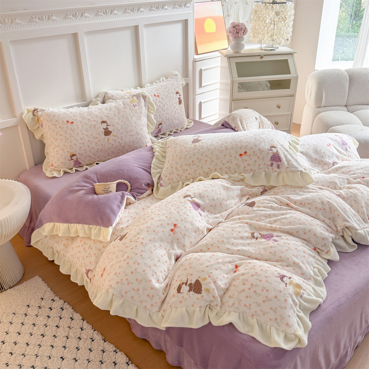 91家纺网 家纺一手货源 找家纺 温眠家纺 2025新款200g全工艺牛奶绒花边款四件套吊边床单 春意