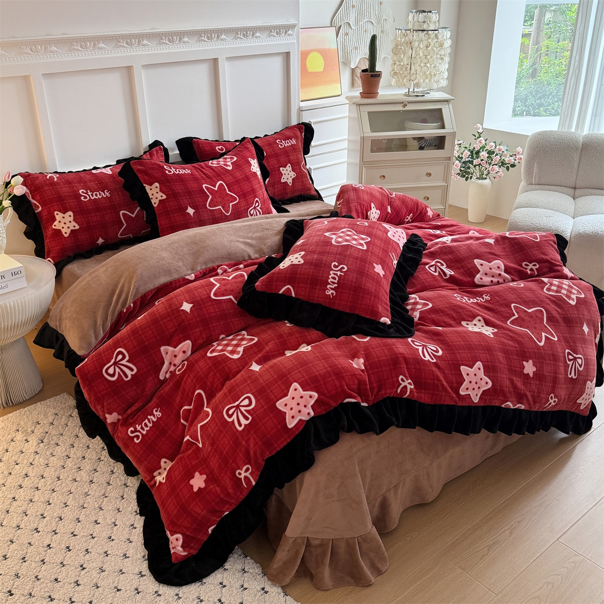 91家纺网 家纺一手货源 找家纺 温眠家纺 2025新款200g全工艺牛奶绒花边款四件套吊边床单 圣诞星星