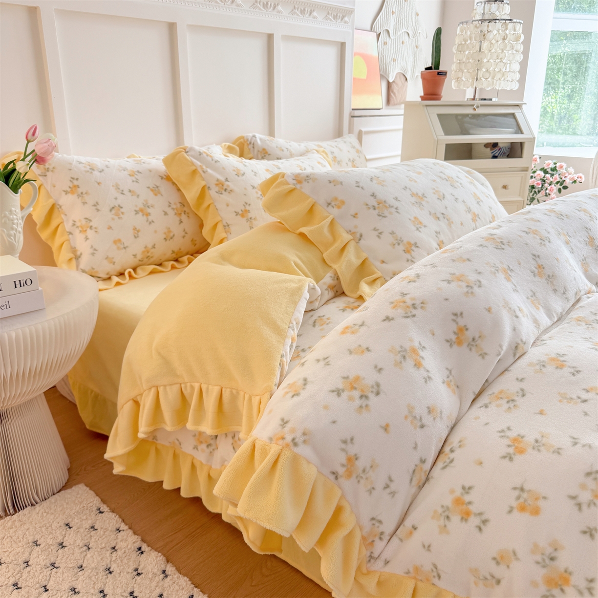 91家纺网 家纺一手货源 找家纺 温眠家纺 2025新款200g全工艺牛奶绒花边款四件套吊边床单 小黄花