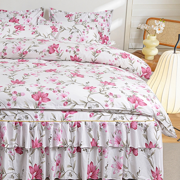 91家纺网 家纺一手货源 找家纺 小雨家纺 2026新款跨境芦荟棉韩版花边床裙单品套件--四件套 笔下生花粉