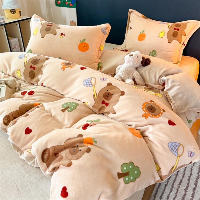 91家纺网 家纺一手货源 找家纺 温眠家纺 2025新款加厚牛奶绒四件套跑量款 橘子卡皮