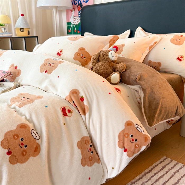 91家纺网 家纺一手货源 找家纺 温眠家纺 2025新款加厚牛奶绒四件套跑量款 卡贝拉