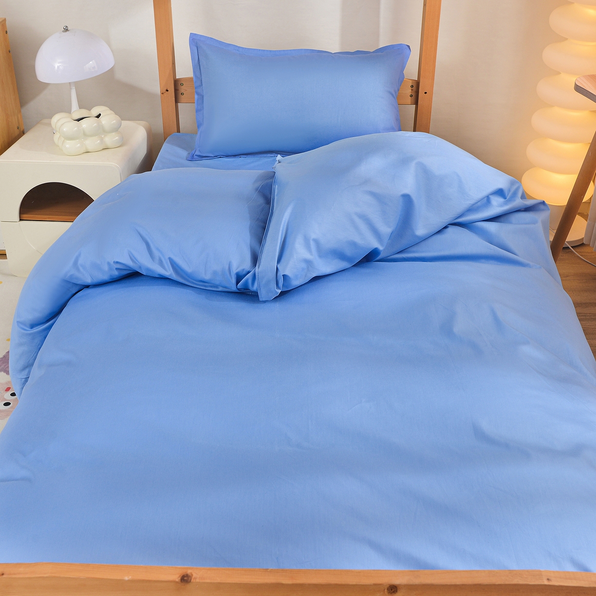 91家纺网 家纺一手货源 找家纺 小雨家纺 2026新款13376宿舍纯棉40支纯色三件套 极光蓝