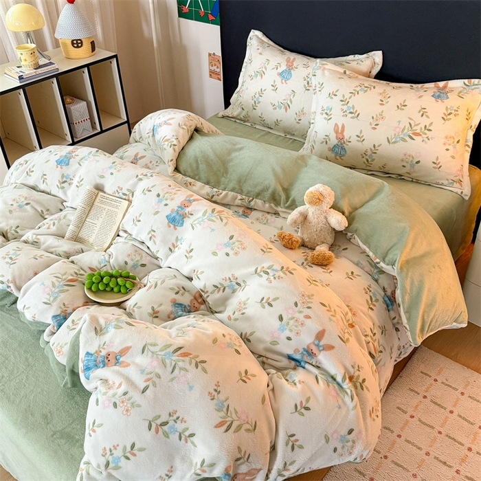 91家纺网 家纺一手货源 找家纺 温眠家纺 2025新款加厚牛奶绒四件套跑量款 秘密花园