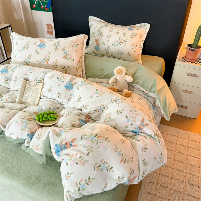 91家纺网 家纺一手货源 找家纺 温眠家纺 2025新款加厚牛奶绒四件套跑量款 秘密花园