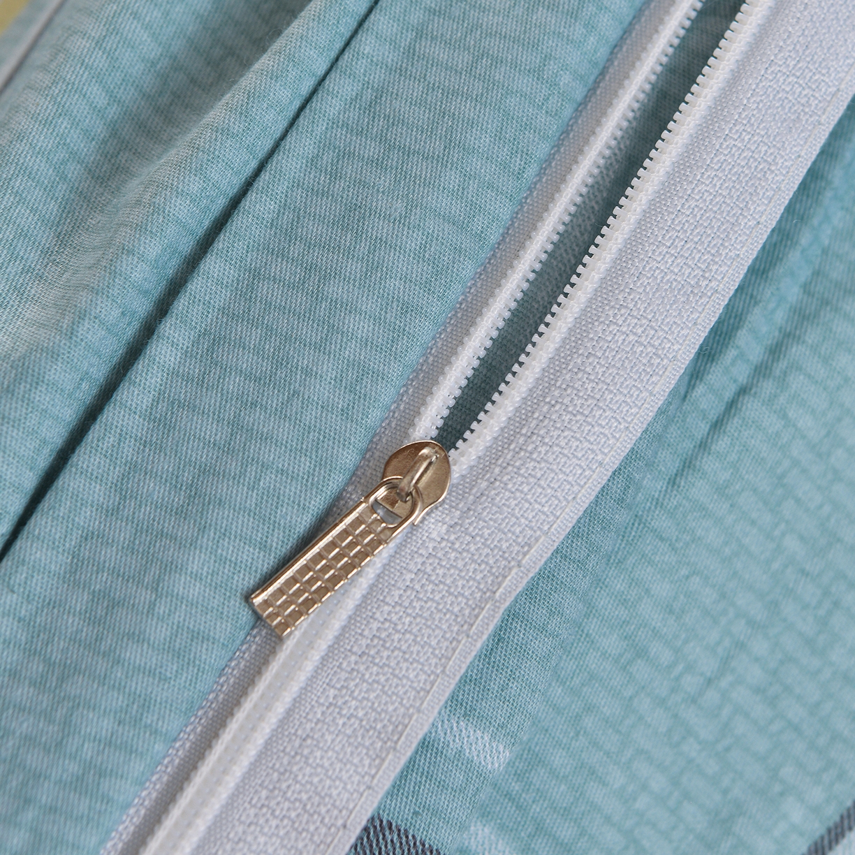 91家纺网 家纺一手货源 找家纺 小雨家纺 2026新款13372宿舍纯棉40支印花三件套 定格-绿