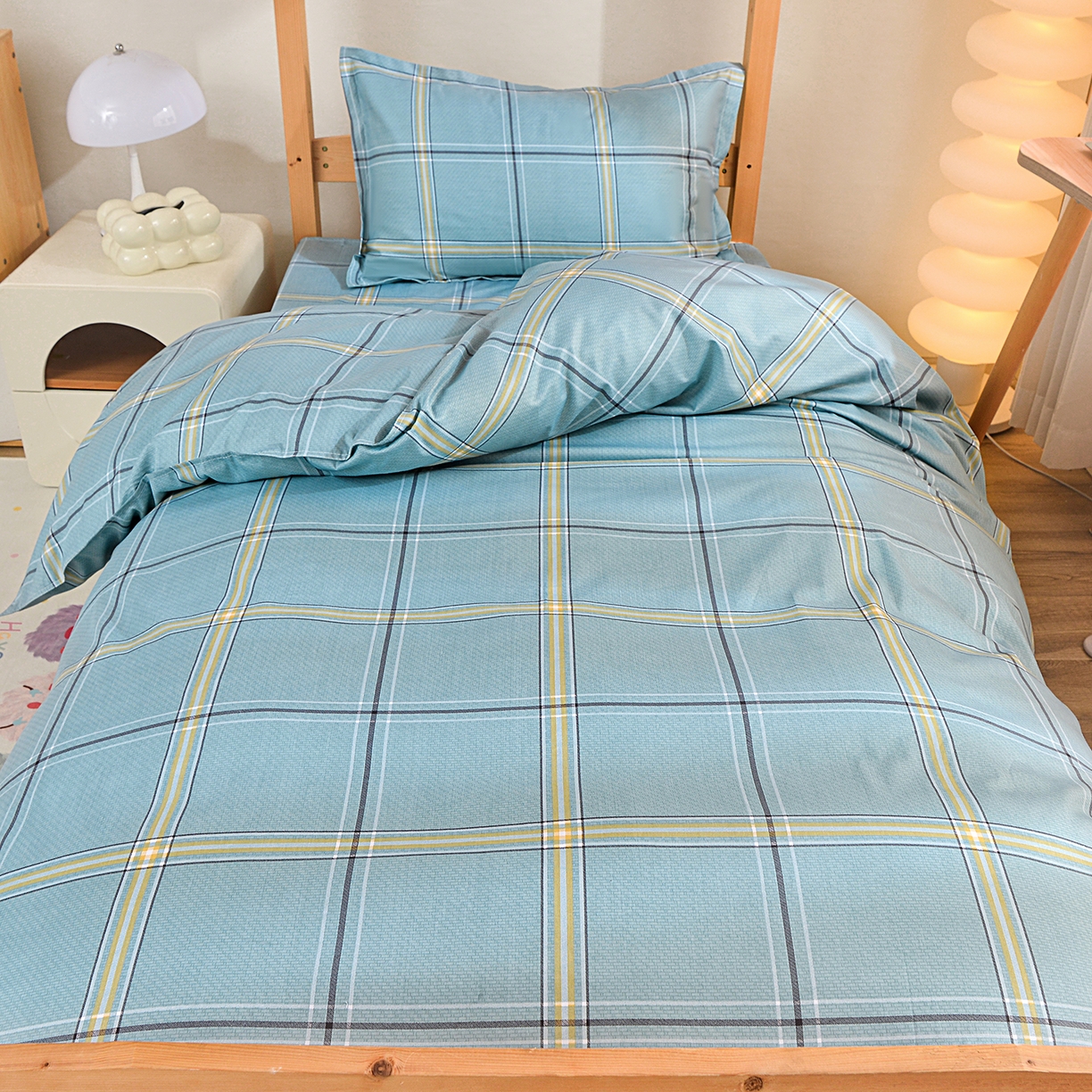 91家纺网 家纺一手货源 找家纺 小雨家纺 2026新款13372宿舍纯棉40支印花三件套 定格-绿