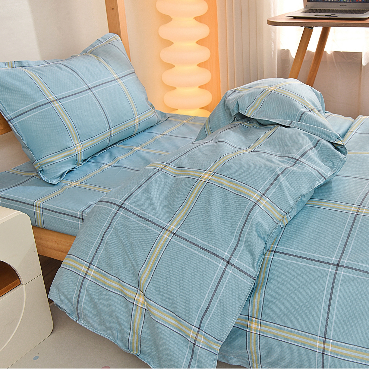 91家纺网 家纺一手货源 找家纺 小雨家纺 2026新款13372宿舍纯棉40支印花三件套 定格-绿