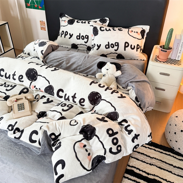 91家纺网 家纺一手货源 找家纺 温眠家纺 2025新款加厚牛奶绒四件套跑量款 线条狗