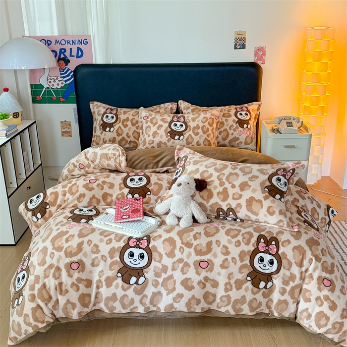 91家纺网 家纺一手货源 找家纺 温眠家纺 2025新款加厚牛奶绒四件套跑量款 幸运布布