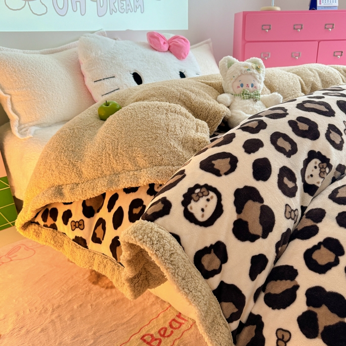 91家纺网 家纺一手货源 找家纺 温眠家纺 2025新款ins羊羔绒牛奶绒可被套休闲毯单被套-被套图 羊-豹纹公主