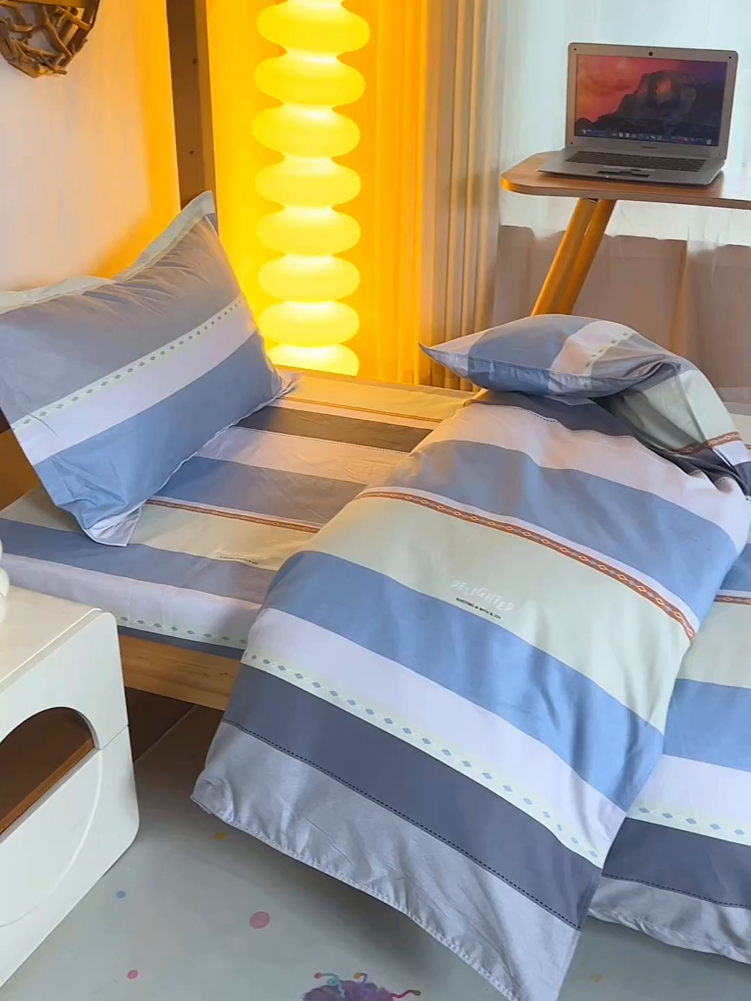 91家纺网 家纺一手货源 找家纺 小雨家纺 2026新款13372宿舍纯棉40支印花三件套 可可生活-蓝