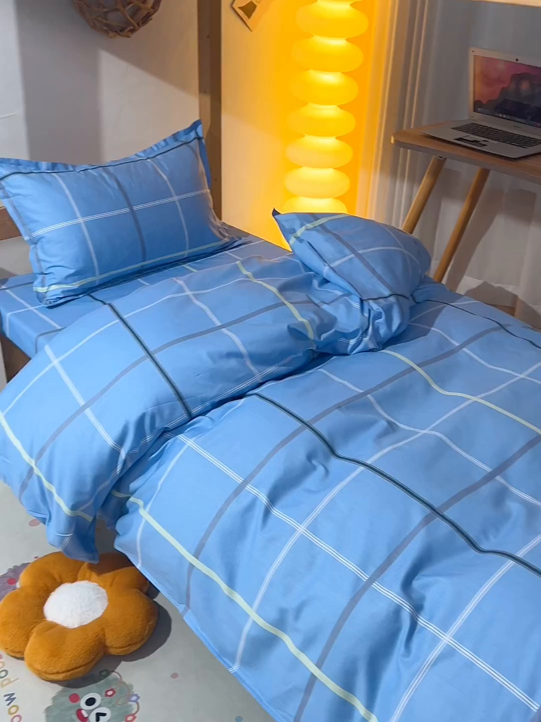 91家纺网 家纺一手货源 找家纺 小雨家纺 2026新款13372宿舍纯棉40支印花三件套 克罗茵-天蓝