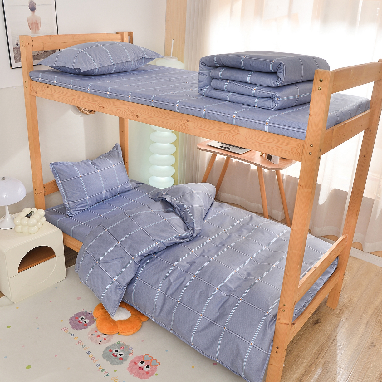 91家纺网 家纺一手货源 找家纺 小雨家纺 2026新款13372宿舍纯棉40支印花三件套 幕舒格-灰