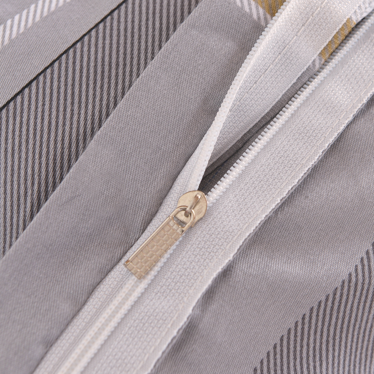 91家纺网 家纺一手货源 找家纺 小雨家纺 2026新款13372宿舍纯棉40支印花三件套 青木时光-灰