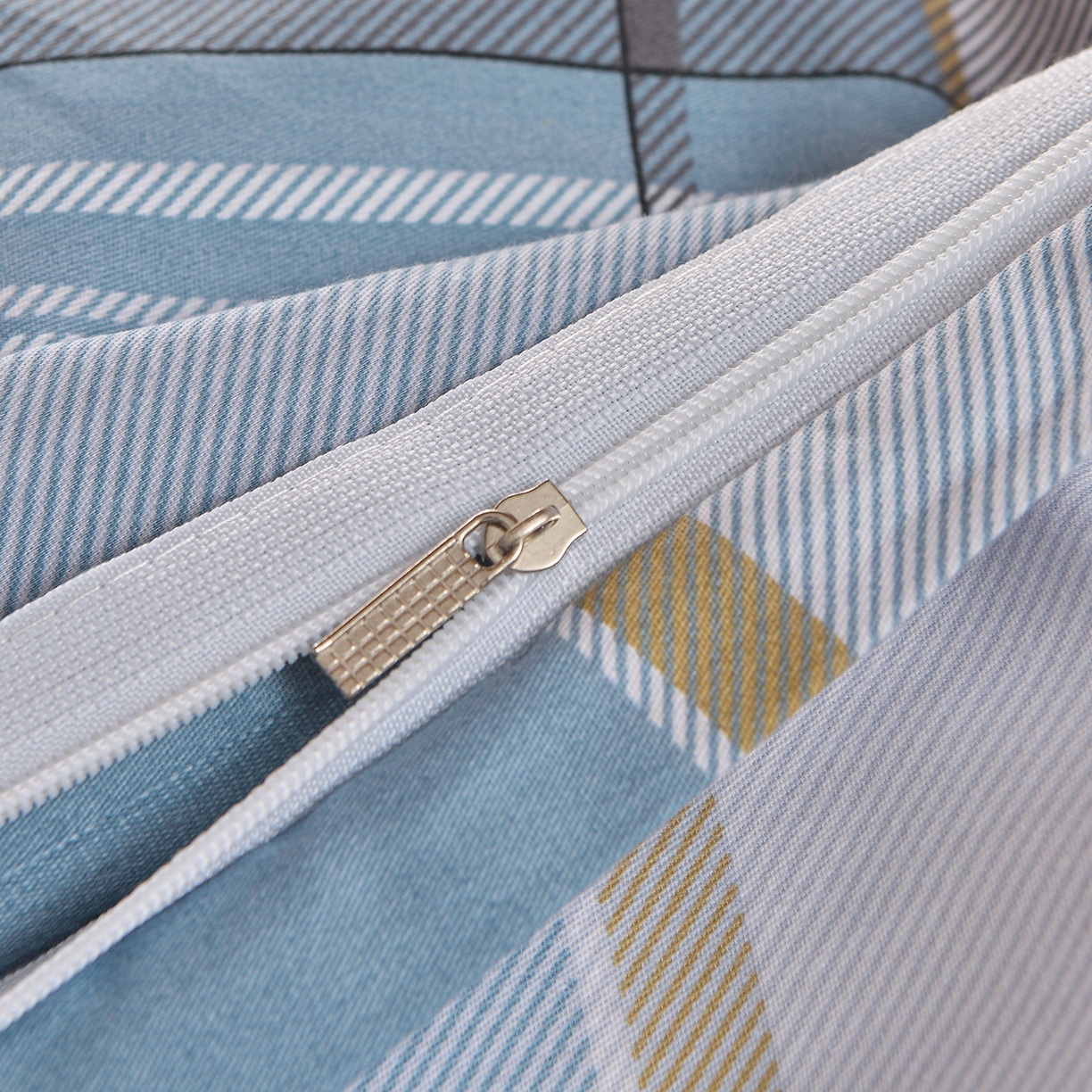 91家纺网 家纺一手货源 找家纺 小雨家纺 2026新款13372宿舍纯棉40支印花三件套 青木时光-蓝