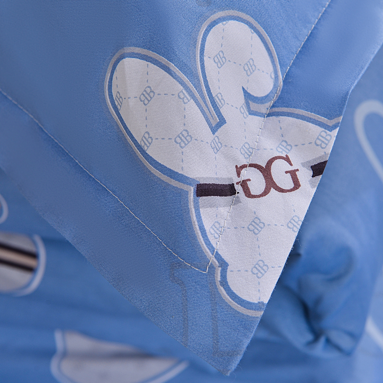 91家纺网 家纺一手货源 找家纺 小雨家纺 2026新款13372宿舍纯棉40支印花三件套 绅士兔-蓝