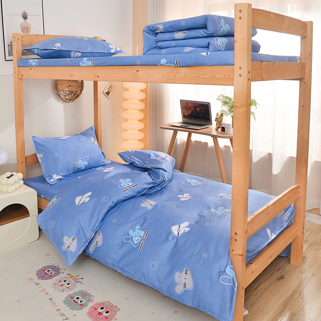 91家纺网 家纺一手货源 找家纺 小雨家纺 2026新款13372宿舍纯棉40支印花三件套 绅士兔-蓝