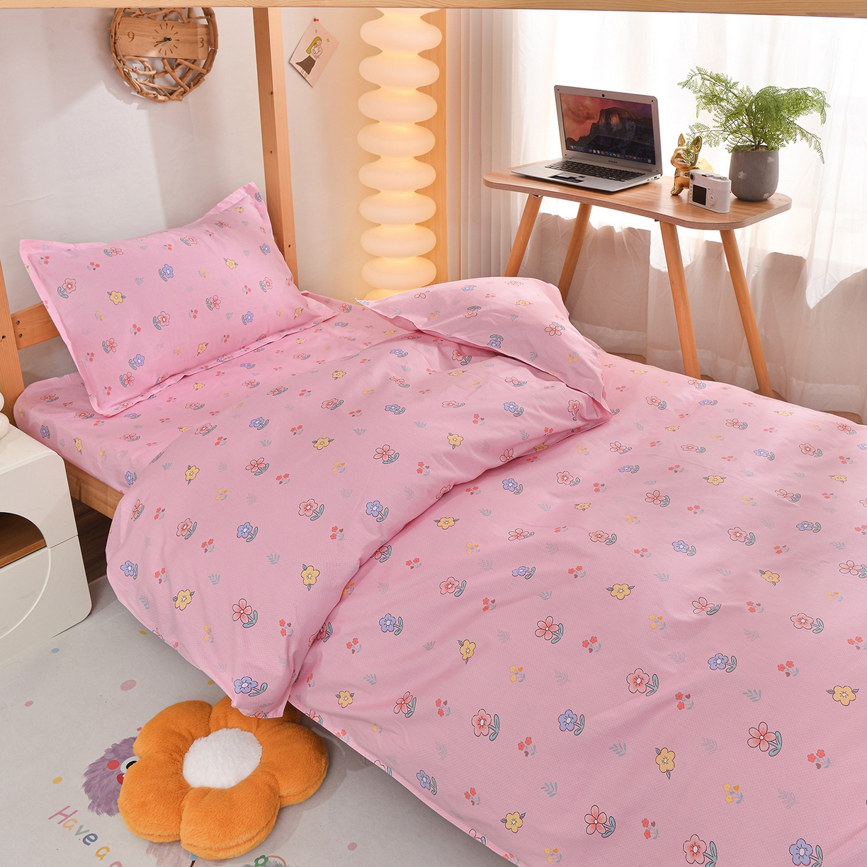 91家纺网 家纺一手货源 找家纺 小雨家纺 2026新款13372宿舍纯棉40支印花三件套 云梦花间-粉