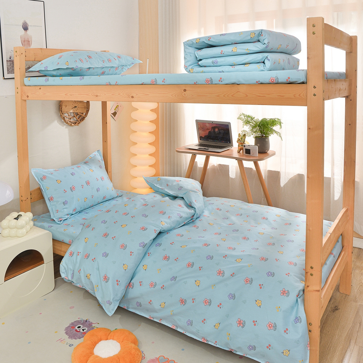 91家纺网 家纺一手货源 找家纺 小雨家纺 2026新款13372宿舍纯棉40支印花三件套 云梦花间-蓝