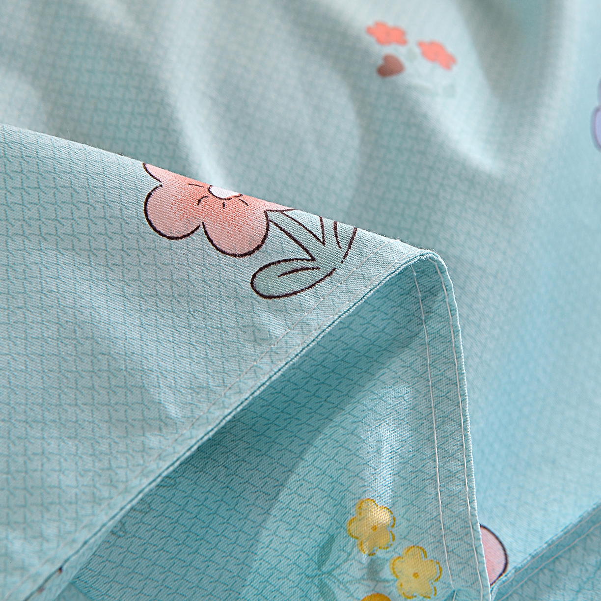 91家纺网 家纺一手货源 找家纺 小雨家纺 2026新款13372宿舍纯棉40支印花三件套 云梦花间-蓝