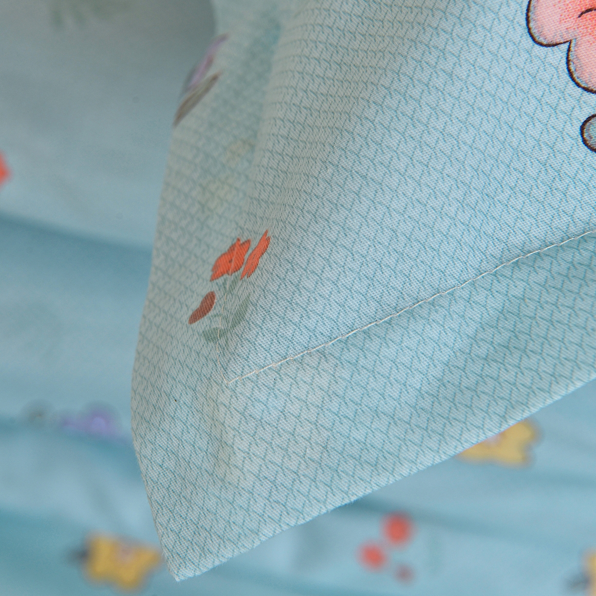 91家纺网 家纺一手货源 找家纺 小雨家纺 2026新款13372宿舍纯棉40支印花三件套 云梦花间-蓝