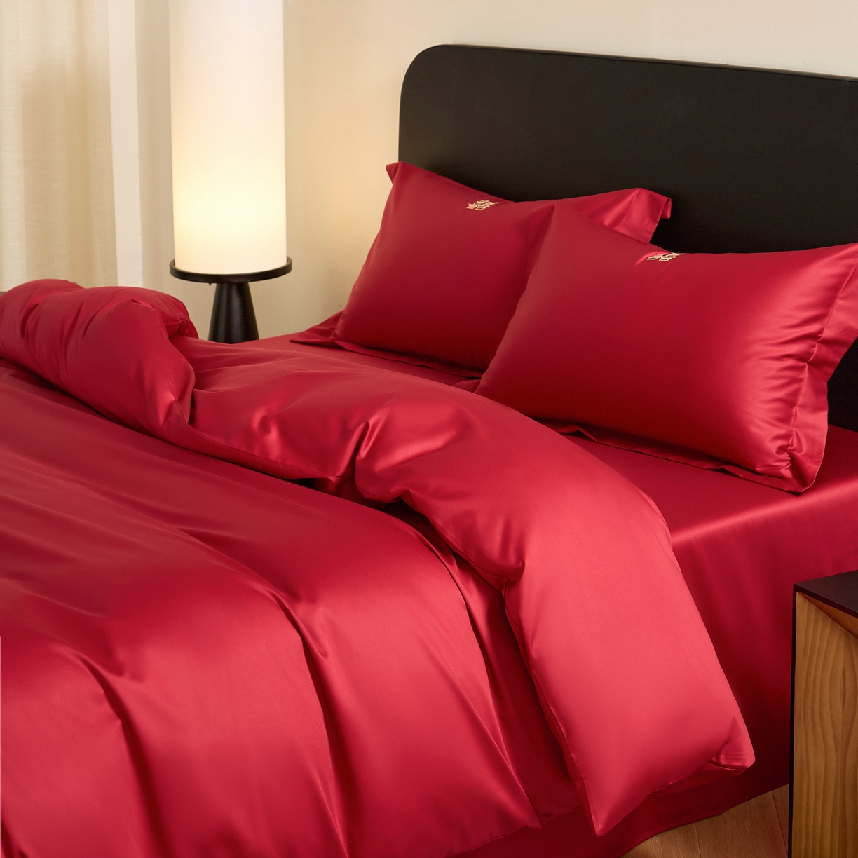 91家纺网 家纺一手货源 找家纺 （总）ONE TWO ONE 121 【会员-20】 【控价商品】【提供买家秀】  2026新款100s长绒棉全棉床上用品结婚四件套刺绣款-东方喜嫁