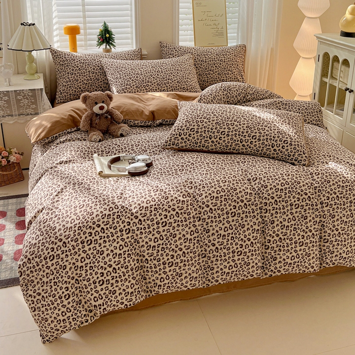 91家纺网 家纺一手货源 找家纺 温眠家纺 2026新款A类古法水洗仿棉云感棉加厚四件套 豹纹