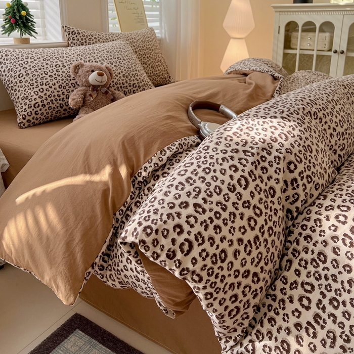 91家纺网 家纺一手货源 找家纺 温眠家纺 2026新款A类古法水洗仿棉云感棉加厚四件套 豹纹