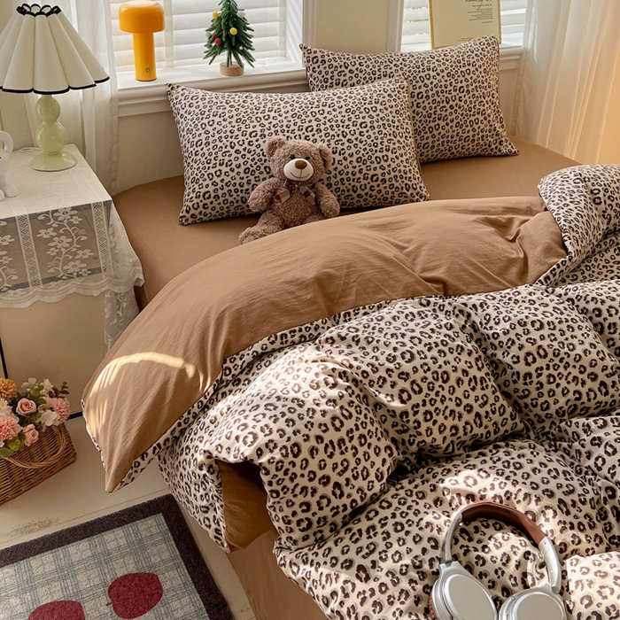 91家纺网 家纺一手货源 找家纺 温眠家纺 2026新款A类古法水洗仿棉云感棉加厚四件套 豹纹