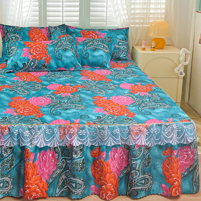 91家纺网 家纺一手货源 找家纺 小雨家纺 2026新款亲肤芦荟棉外贸蕾丝花边床裙 向阳而生