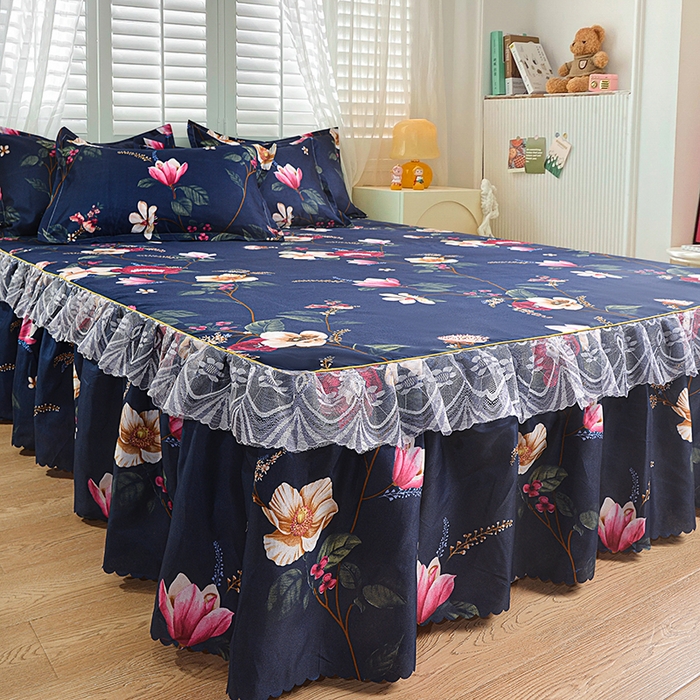 91家纺网 家纺一手货源 找家纺 小雨家纺 2026新款亲肤芦荟棉外贸蕾丝花边床裙 繁花似锦