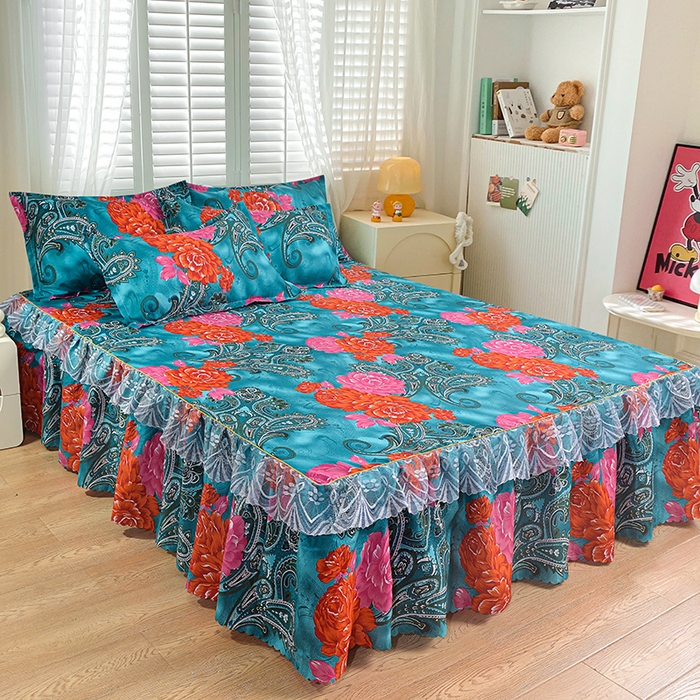 91家纺网 家纺一手货源 找家纺 小雨家纺 2026新款亲肤芦荟棉外贸蕾丝花边床裙 向阳而生