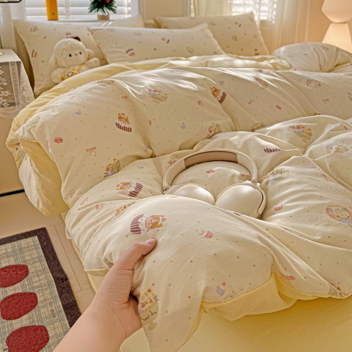 91家纺网 家纺一手货源 找家纺 温眠家纺 2026新款A类古法水洗仿棉云感棉加厚四件套 蛋糕猫咪