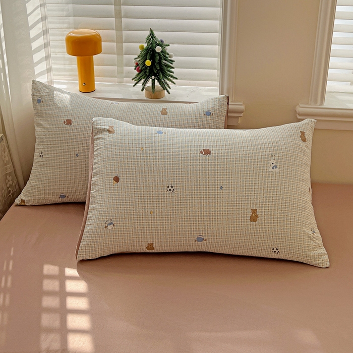 91家纺网 家纺一手货源 找家纺 温眠家纺 2026新款A类古法水洗仿棉云感棉加厚四件套 奶咖小熊