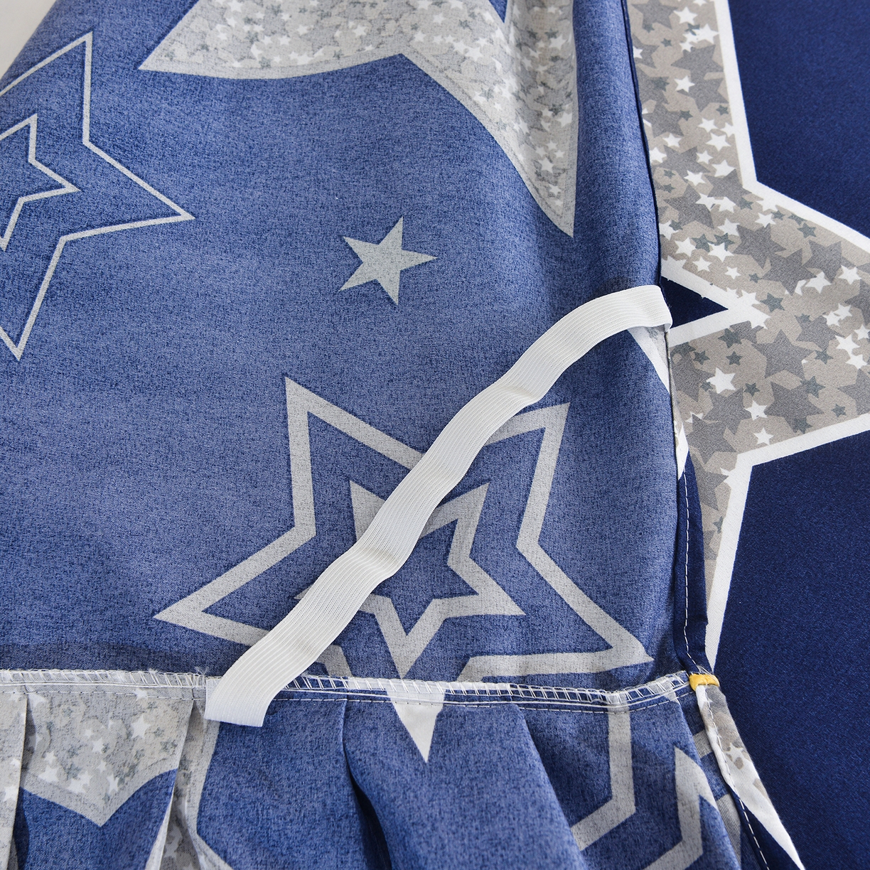 91家纺网 家纺一手货源 找家纺 小雨家纺 2026新款蕾丝花边双边跨境芦荟棉床裙 五角星（蕾丝花边）