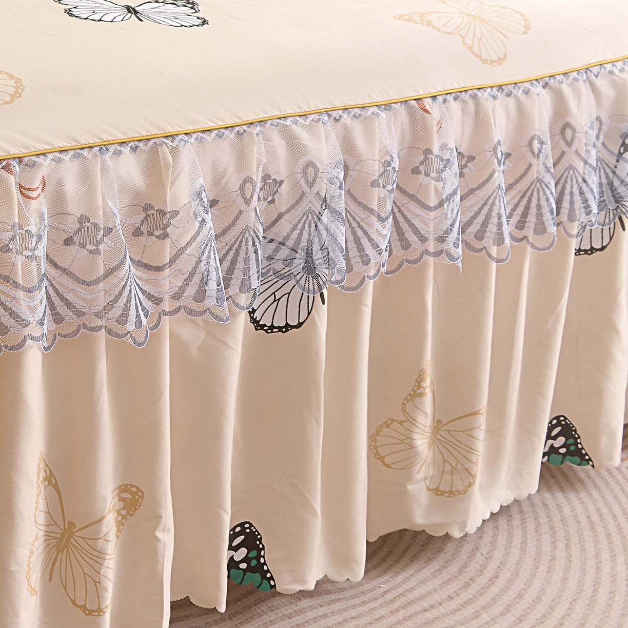 91家纺网 家纺一手货源 找家纺 小雨家纺 2026新款蕾丝花边双边跨境芦荟棉床裙 化蝶（蕾丝花边）