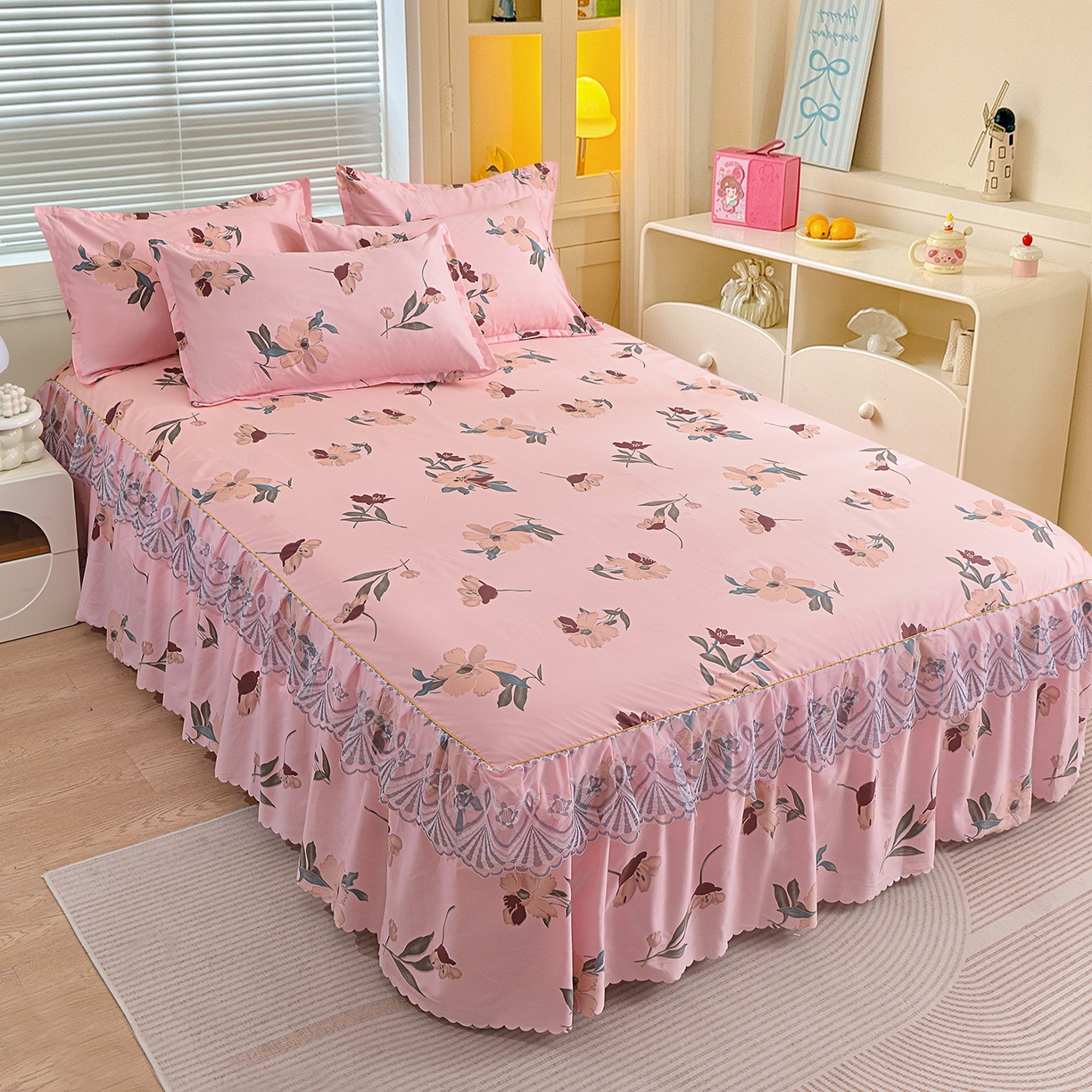 91家纺网 家纺一手货源 找家纺 小雨家纺 2026新款蕾丝花边双边跨境芦荟棉床裙 争奇斗艳-粉（蕾丝花边）