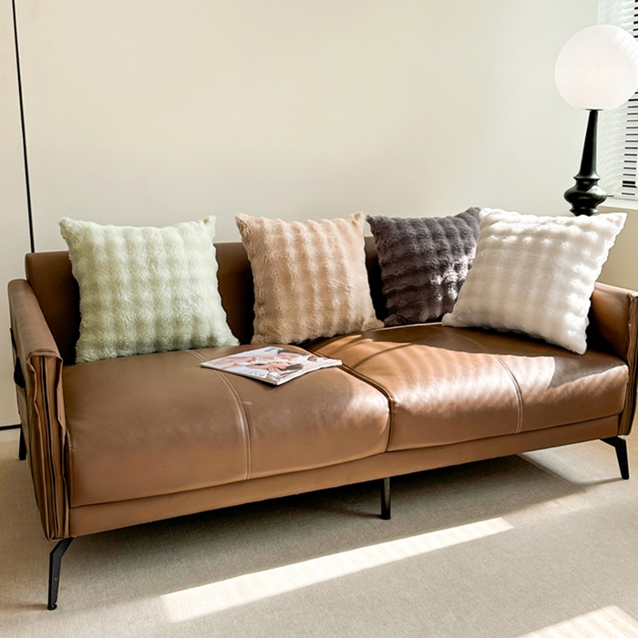 91家纺网 家纺一手货源 找家纺 囍莱家纺 2026新款兔毛绒暖冬抱枕 组合图仅供展示