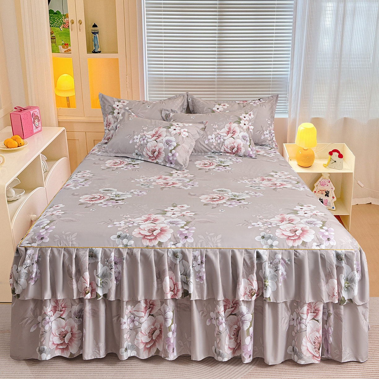 91家纺网 家纺一手货源 找家纺 小雨家纺 2026新款双层花边芦荟棉跨境芦荟棉床裙三件套 万事如意-棕