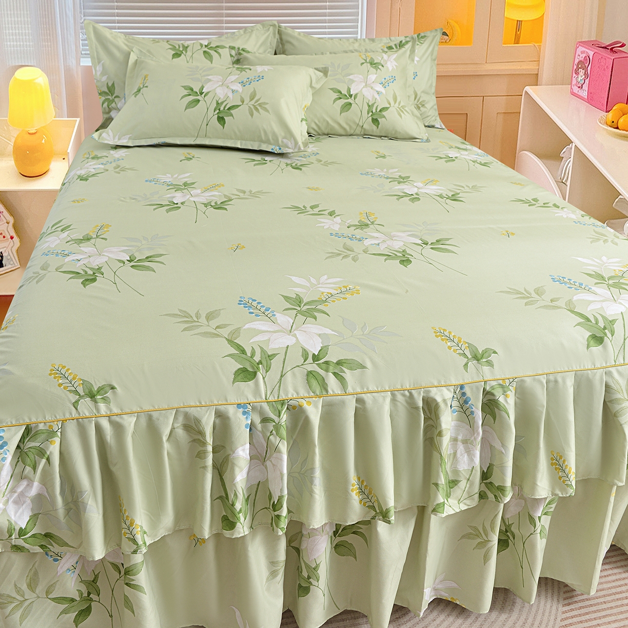 91家纺网 家纺一手货源 找家纺 小雨家纺 2026新款双层花边芦荟棉跨境芦荟棉床裙三件套 诗情画意-绿