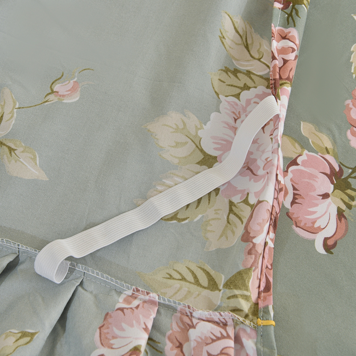 91家纺网 家纺一手货源 找家纺 小雨家纺 2026新款双层花边芦荟棉跨境芦荟棉床裙三件套 古色古香-绿