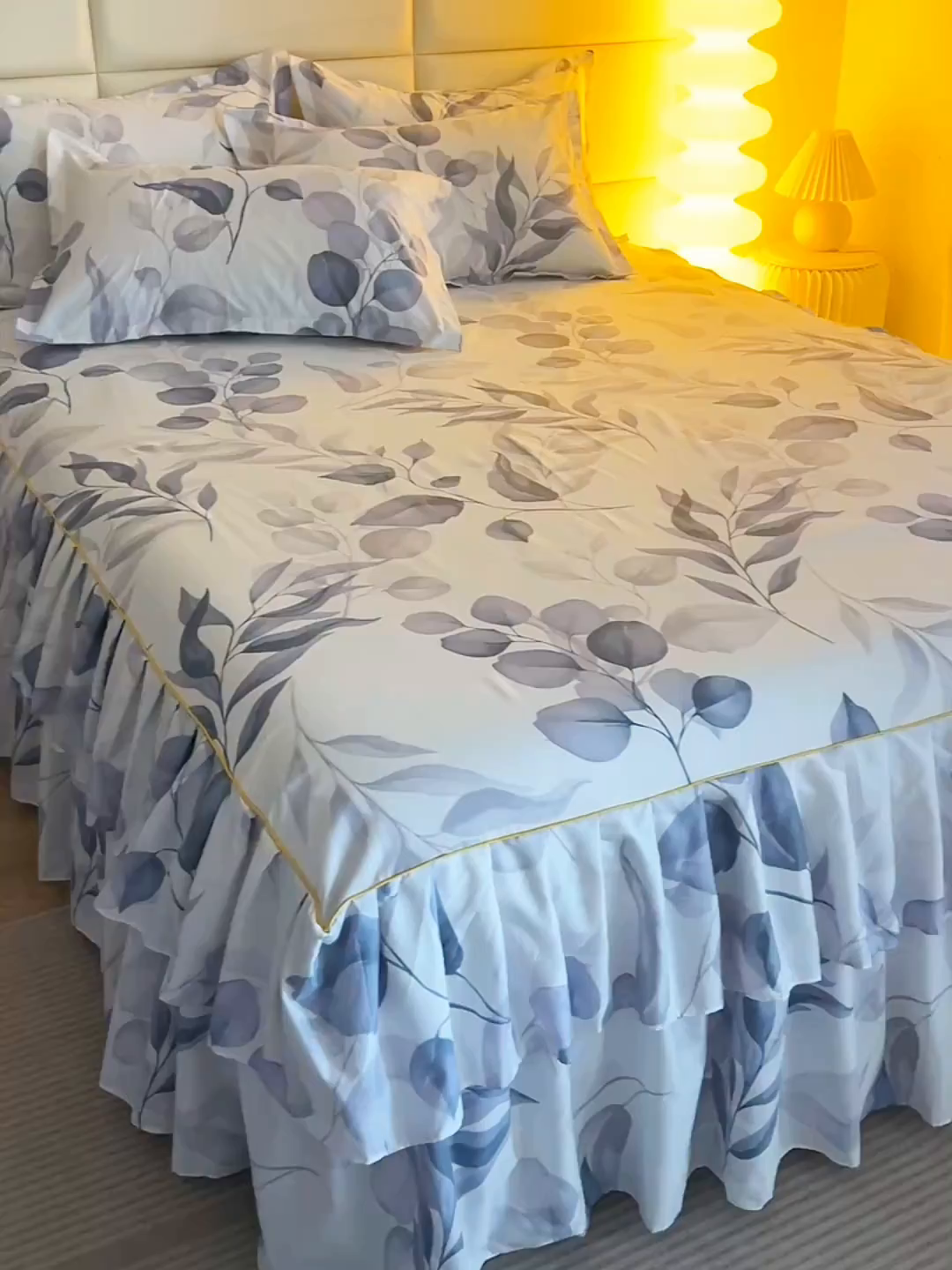 91家纺网 家纺一手货源 找家纺 小雨家纺 2026新款双层花边芦荟棉跨境芦荟棉床裙三件套 一叶知秋-灰