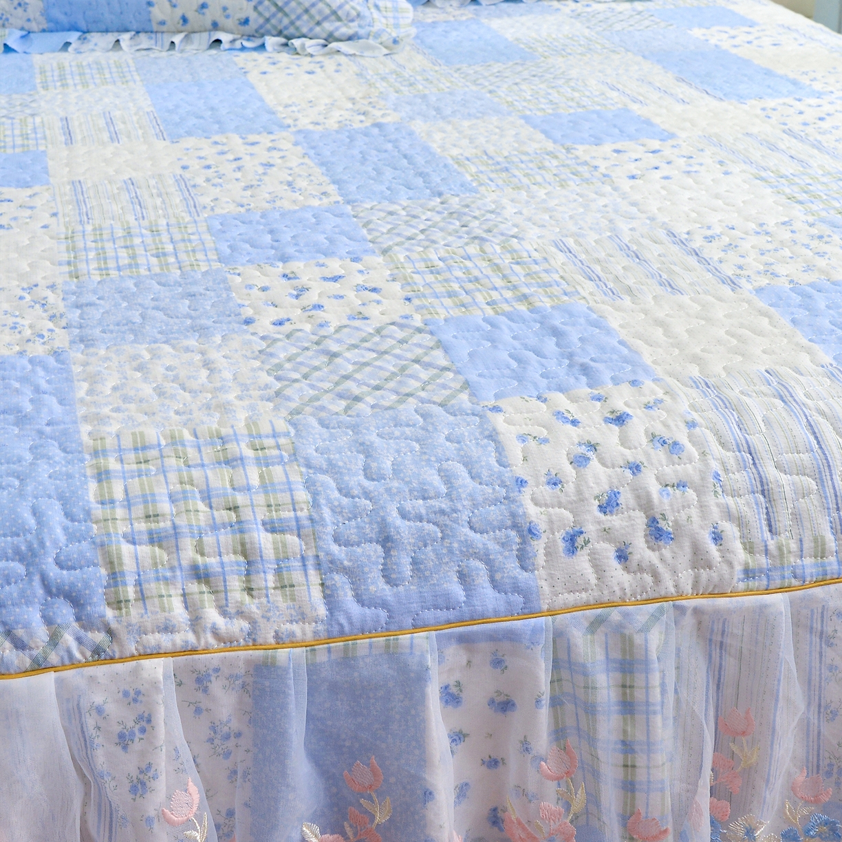 91家纺网 家纺一手货源 找家纺 （总）小雨家纺 2026新款木棉皱皱纱加棉床裙床罩三件套花边被套