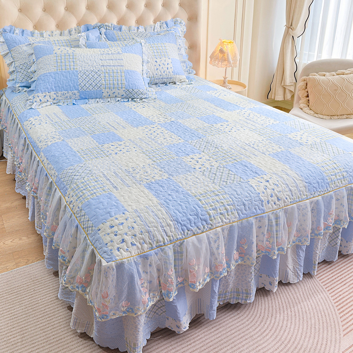 91家纺网 家纺一手货源 找家纺 小雨家纺 2026新款木棉皱皱纱加棉床裙床罩三件套花边被套 2773（云）浅蓝