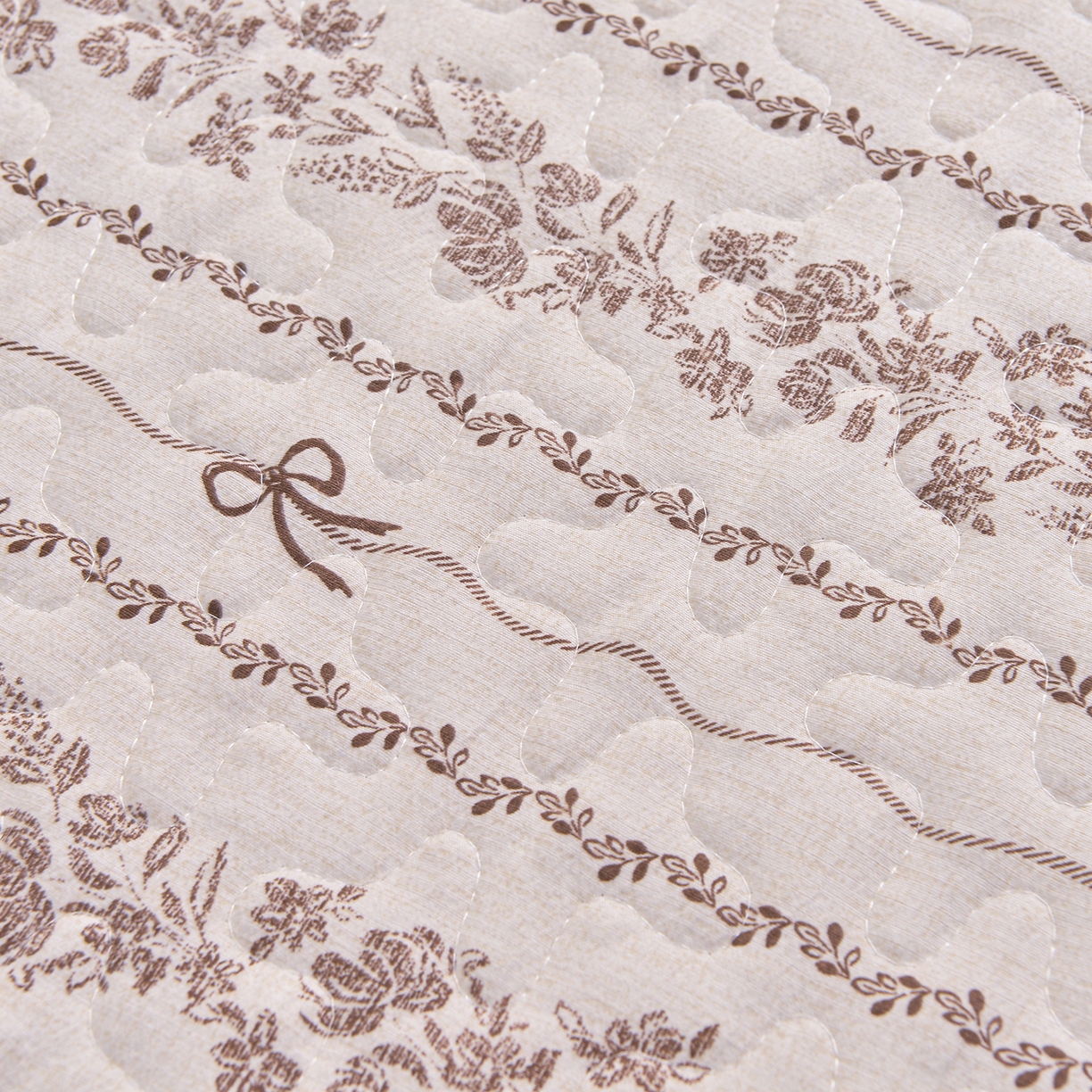 91家纺网 家纺一手货源 找家纺 小雨家纺 2026新款木棉皱皱纱加棉床裙床罩三件套花边被套 漫时光