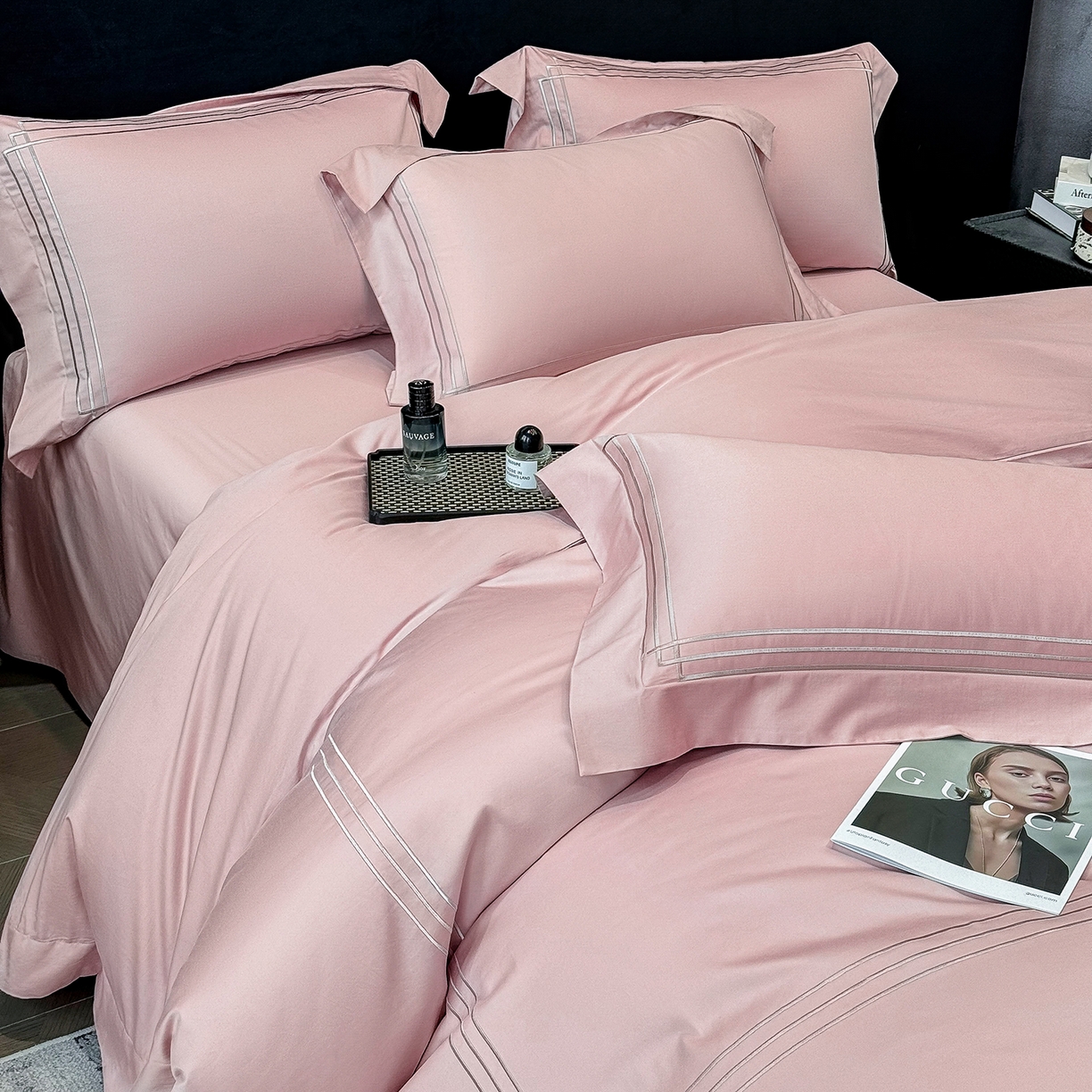 91家纺网 家纺一手货源 找家纺 星蕴家纺 2026新款贡缎长绒棉纯棉四件套-简爱 简爱-可可粉