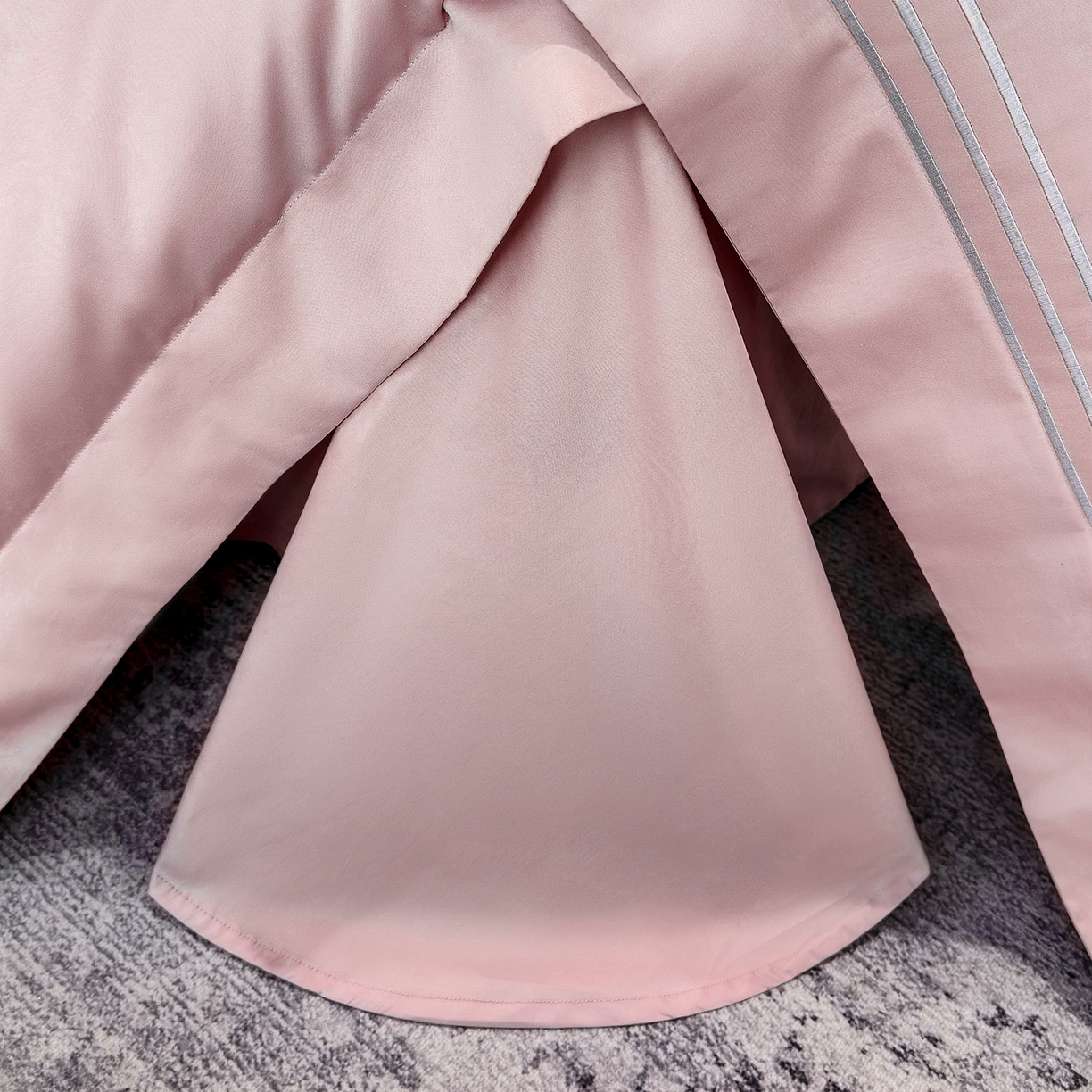 91家纺网 家纺一手货源 找家纺 星蕴家纺 2026新款贡缎长绒棉纯棉四件套-简爱 简爱-可可粉