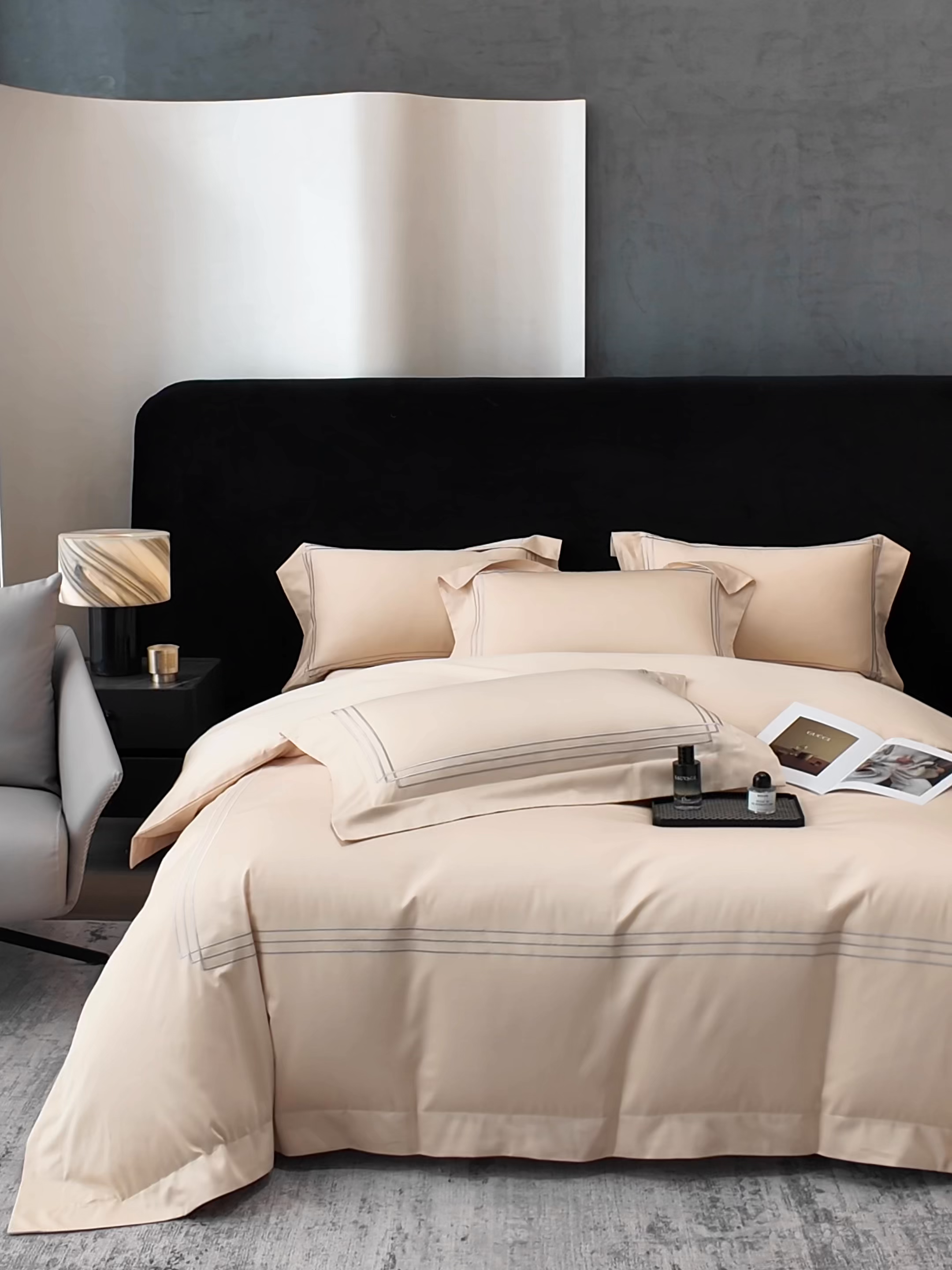 91家纺网 家纺一手货源 找家纺 星蕴家纺 2026新款贡缎长绒棉纯棉四件套-简爱 简爱-香槟金