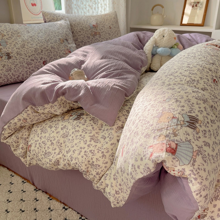 91家纺网 家纺一手货源 找家纺 温眠家纺 2026新款亲肤舒适甄选三层纱印花套件系列四件套 圆舞曲